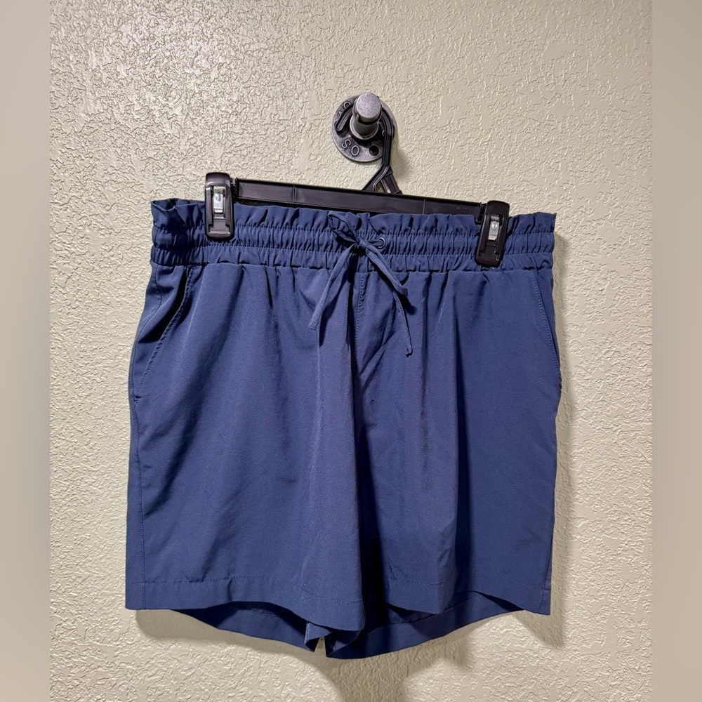 Mondetta Navy Women's Athletic Shorts